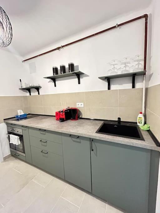 Apartment Location #12lunipebega *