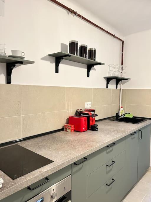 Apartment Location #12lunipebega