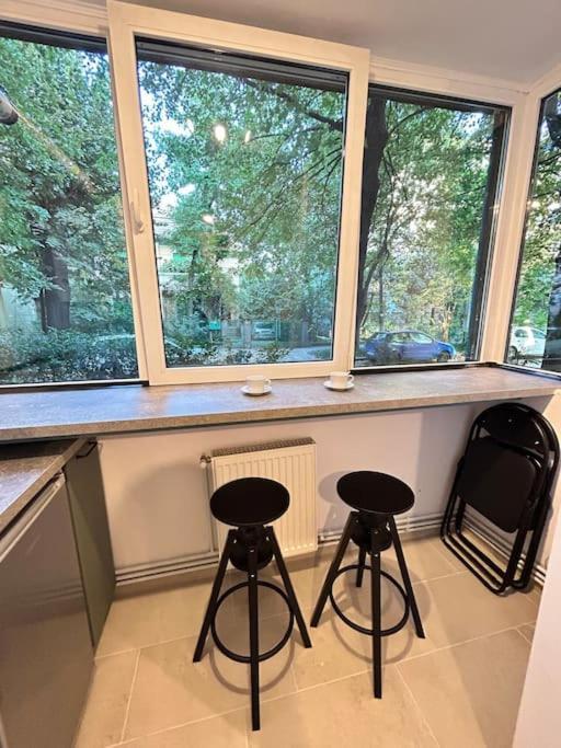 Location #12lunipebega Apartment